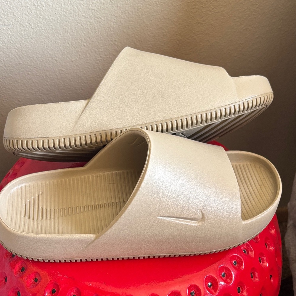 Nike Beige Slide Sandals